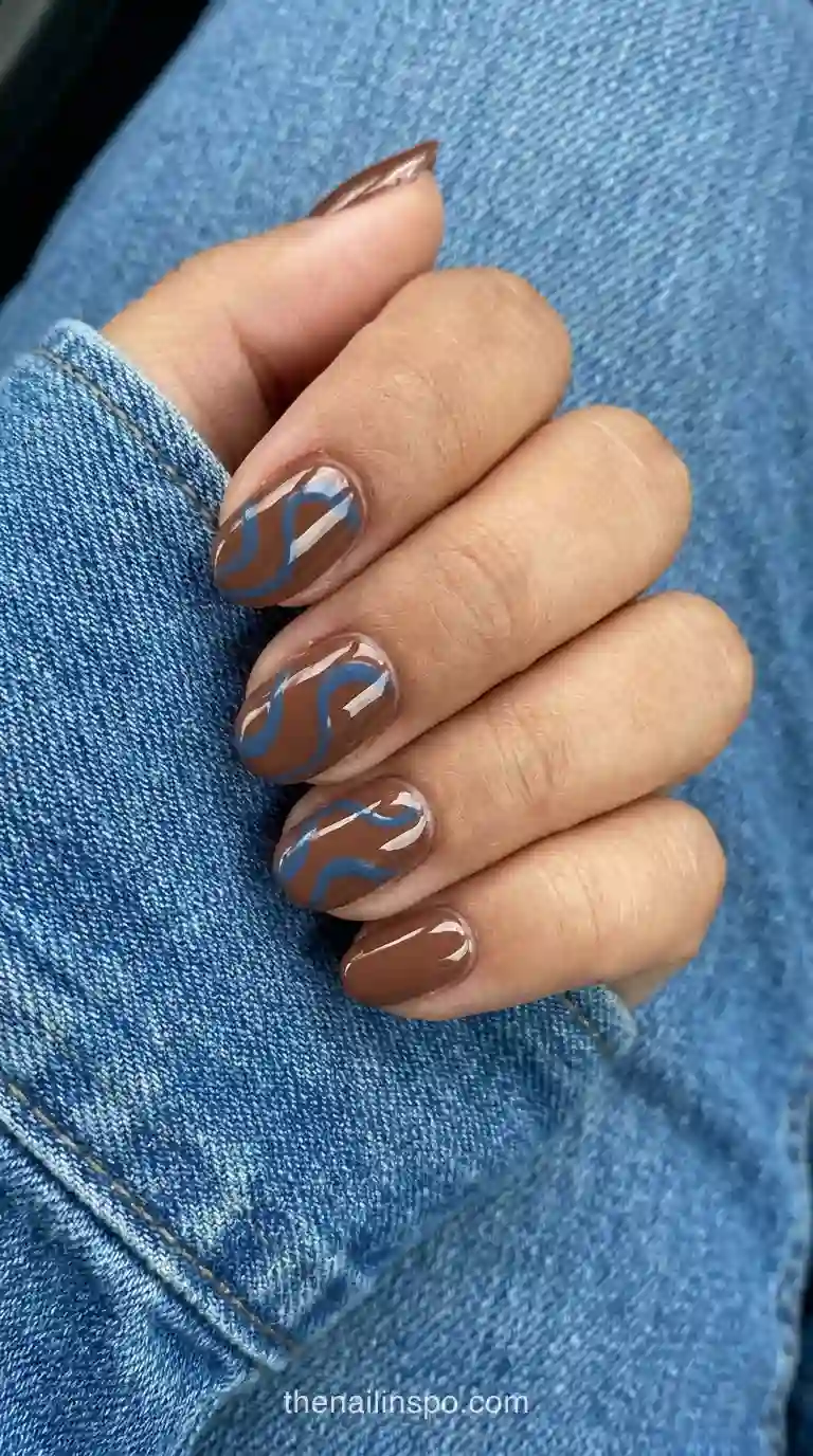 Denim Blue Cocoa Medium Round Swirl Nails